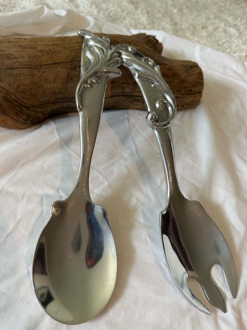 Mariposa Cast Aluminum Leaf Motif Salad Fork Set - 2 Pieces